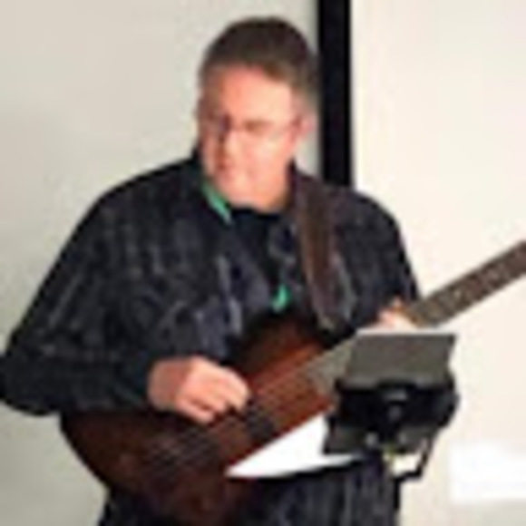 Meet your Posher, Kendall - Picture 1 of 1